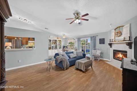 4556 Shaky Leaf Lane, Jacksonville FL - photo 14 of 45