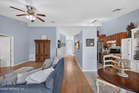 4556 Shaky Leaf Lane, Jacksonville FL - photo 17 of 45