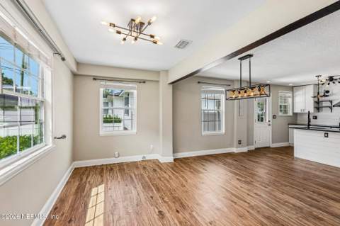 1075 Nelson Street, Jacksonville FL - photo 14 of 45