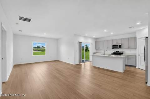 8173 Archibald Terrace, Jacksonville FL - photo 7 of 29