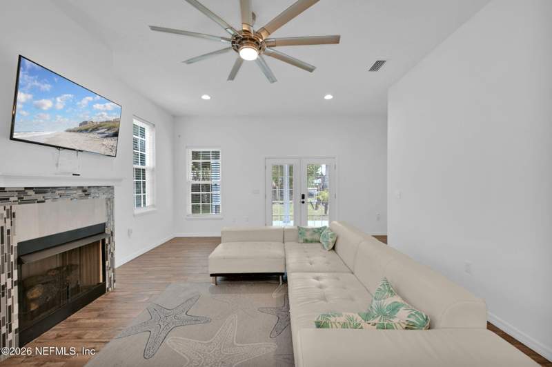4 bedroom Single Family Residence at 4 E San Carlos Avenue, Nelmar Terrace, St. Augustine — photo 5