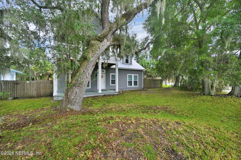 4 bedroom Single Family Residence at 4 E San Carlos Avenue, Nelmar Terrace, St. Augustine — photo 2
