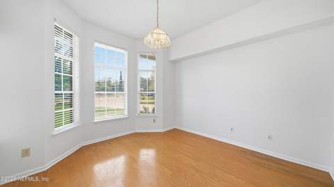 8115 Winding Vine Court, Jacksonville FL - photo 10 of 68