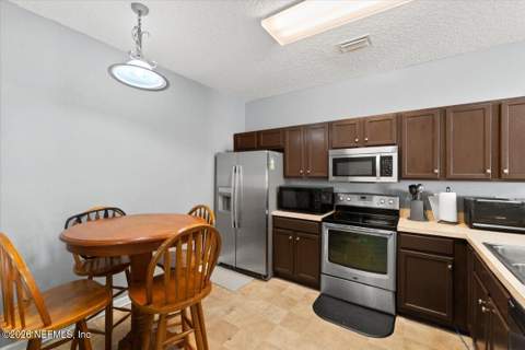 1510 Biscayne Bay Drive, Jacksonville FL - photo 8 of 29