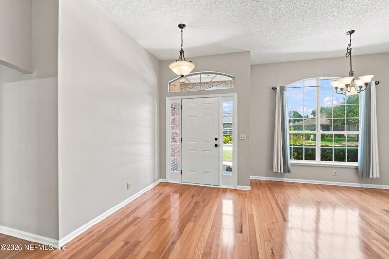 4 bedroom Single Family Residence at 2142 Forest Gate Drive, Somerset At Kensingt, Jacksonville — photo 4