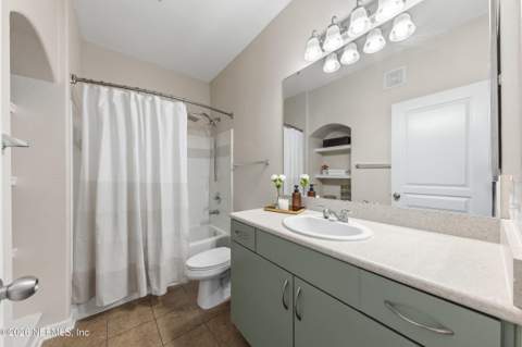 8290 Gate Parkway #1014, Jacksonville FL - photo 24 of 47