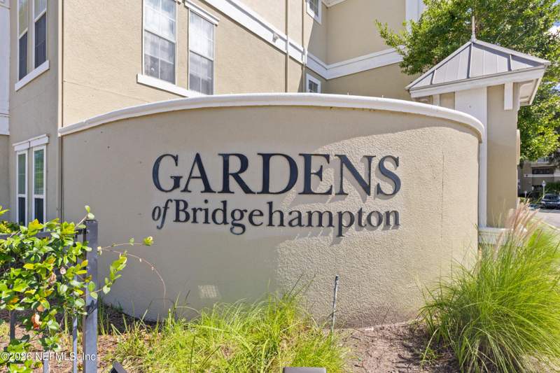 2 bedroom Condominium at 8290 Gate Parkway #1014, Gardens Of Bridgehampton, Jacksonville — photo 3