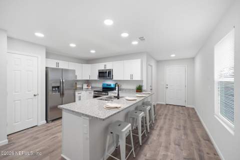 7654 Eaton Avenue, Jacksonville FL - photo 7 of 25