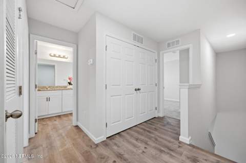 7654 Eaton Avenue, Jacksonville FL - photo 14 of 25