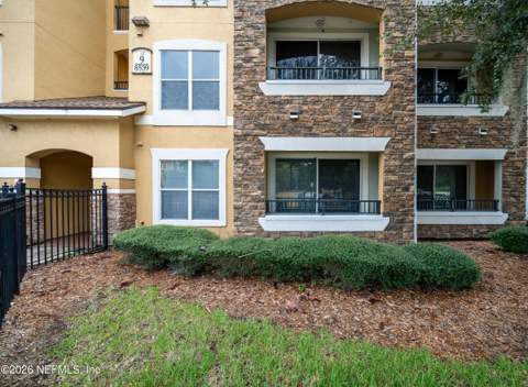 8539 Gate Parkway #9107, Jacksonville FL - photo 15 of 27