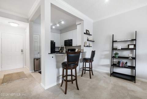 8539 Gate Parkway #9107, Jacksonville FL - photo 7 of 27