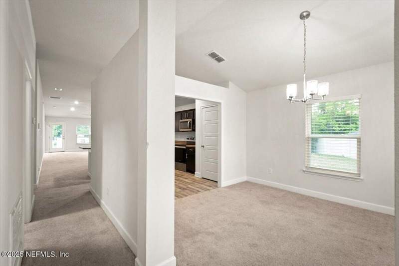 4 bedroom Single Family Residence at 7271 Gateway Court, Magnolia Meadows, Jacksonville — photo 5