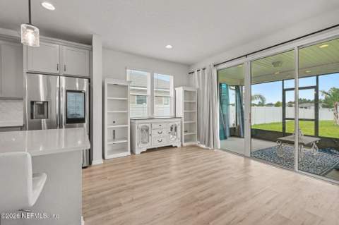 4537 Pine Ridge Parkway, Middleburg FL - photo 6 of 17