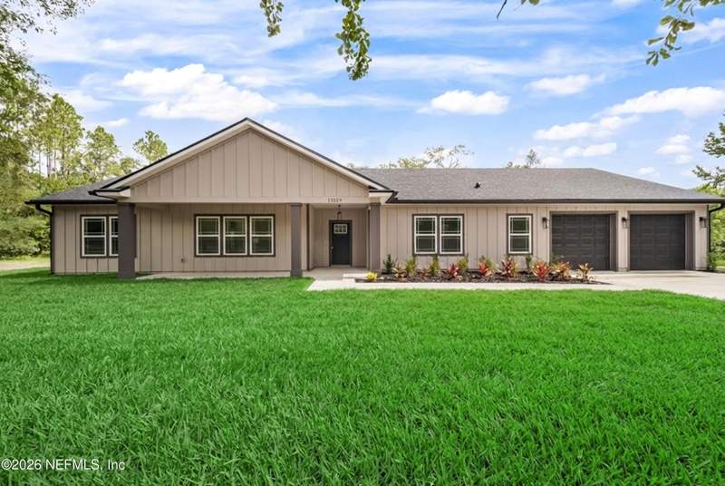 4 bedroom Single Family Residence at 13529 Settindown Drive, Deep Creek Plantation, Bryceville — photo 2