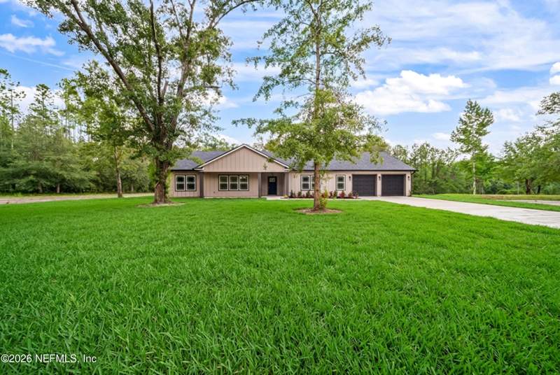 4 bedroom Single Family Residence at 13529 Settindown Drive, Deep Creek Plantation, Bryceville — photo 3