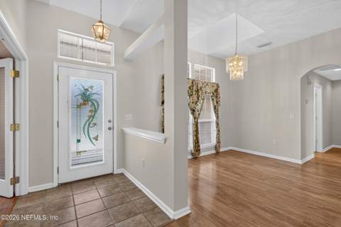 9350 Whisper Glen Drive, Jacksonville FL - photo 8 of 65