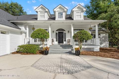 7903 Vineyard Lake Road, Jacksonville FL - photo 6 of 37