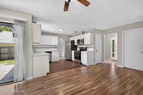 11561 St Josephs Road, Jacksonville FL - photo 11 of 69