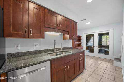 4887 Norwalk Place, Jacksonville FL - photo 22 of 53