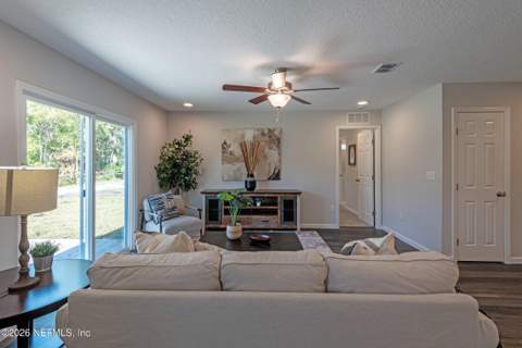 14322 Rocket Street, Jacksonville FL - photo 7 of 20
