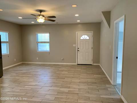 1710 Rowe Avenue, Jacksonville FL - photo 9 of 31