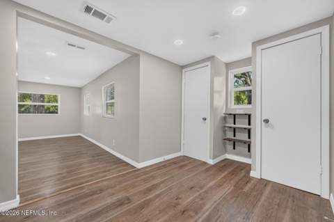8876 Old Plank Road, Jacksonville FL - photo 17 of 36