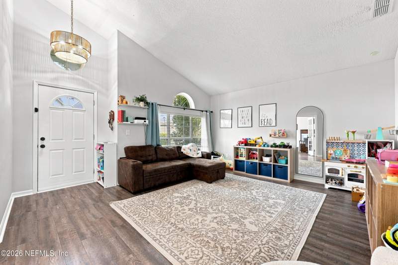 3 bedroom Single Family Residence at 13055 Brians Creek Drive, Johns Creek, Jacksonville — photo 4