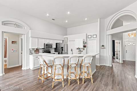 13055 Brians Creek Drive, Jacksonville FL - photo 10 of 29