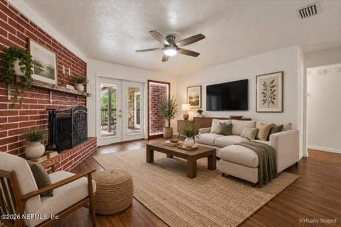 5472 Gordon Court, Orange Park FL - photo 18 of 61