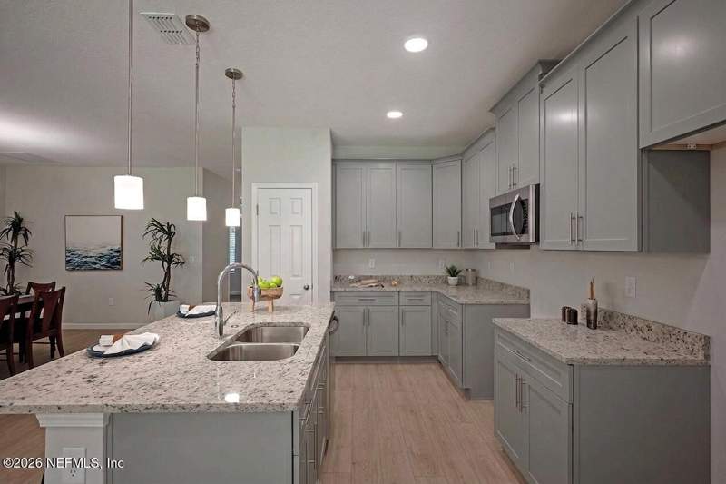 4 bedroom Single Family Residence at 3012 San Pablo Road, Section Land, Jacksonville — photo 2
