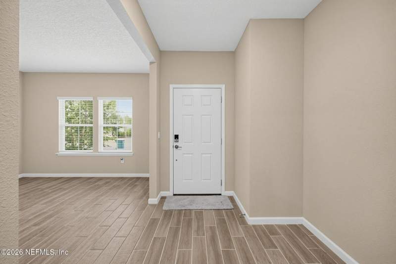 3 bedroom Single Family Residence at 911 Colon Lane, Fox Ridge, Jacksonville — photo 4