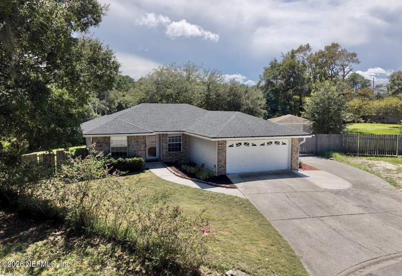 3 bedroom Single Family Residence at 2715 Rochford Court, Cobblestone, Jacksonville — photo 2