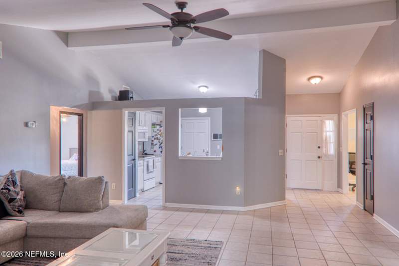 3 bedroom Single Family Residence at 2715 Rochford Court, Cobblestone, Jacksonville — photo 3