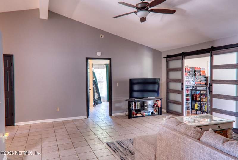 3 bedroom Single Family Residence at 2715 Rochford Court, Cobblestone, Jacksonville — photo 4