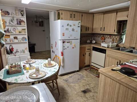 309 Bass Trail, Crescent City FL - photo 7 of 14