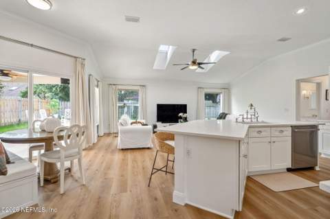13096 Quincy Bay Drive, Jacksonville FL - photo 14 of 32