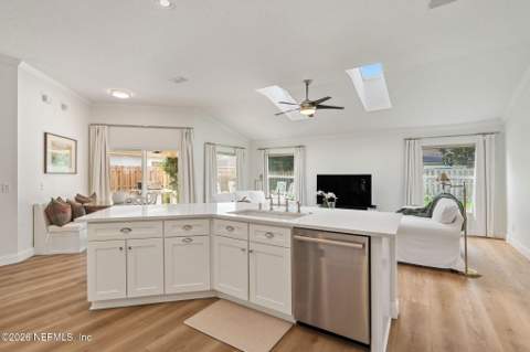 13096 Quincy Bay Drive, Jacksonville FL - photo 18 of 32