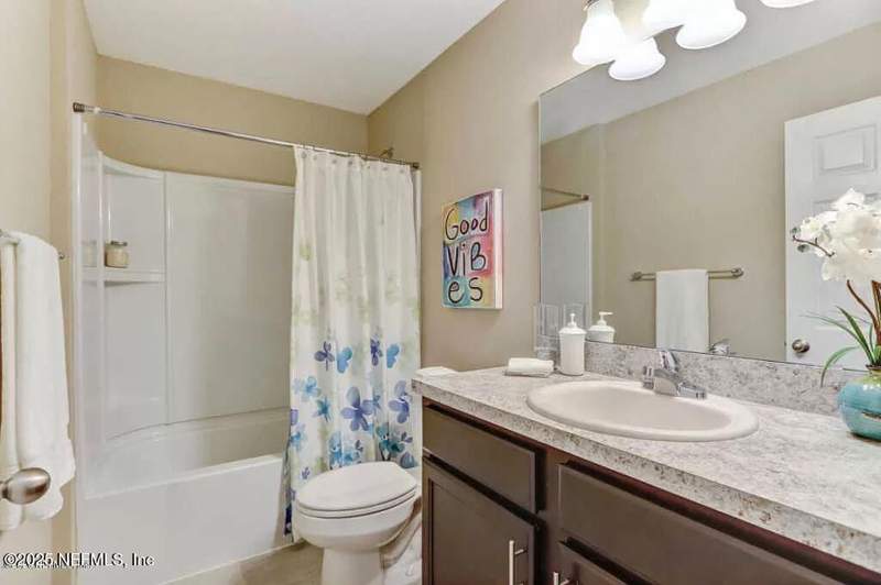 3 bedroom Single Family Residence at 1308 Lake Shore Boulevard, Cedarhurst, Jacksonville — photo 3