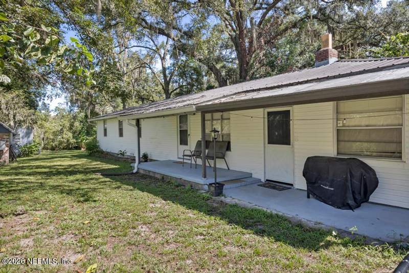 4 bedroom Single Family Residence at 10779 Gladwynne Road, Johnsons Replat, Jacksonville — photo 2