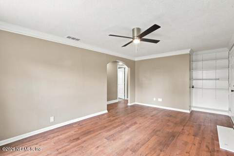 554 Roberts Street, Jacksonville FL - photo 7 of 18