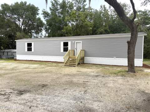 102 Livingston Court, Satsuma FL - photo 9 of 35
