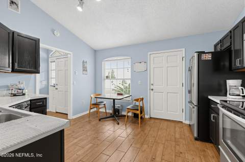 3566 Pond Ridge Court, Jacksonville FL - photo 9 of 24