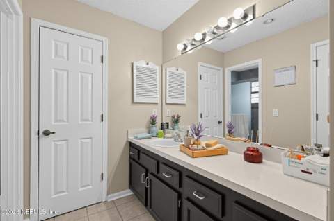 3566 Pond Ridge Court, Jacksonville FL - photo 15 of 24
