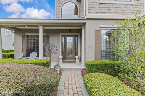 12130 Red Barn Court, Jacksonville FL - photo 7 of 56