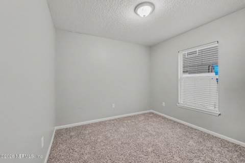 9234 Thunderbolt Drive, Jacksonville FL - photo 8 of 17