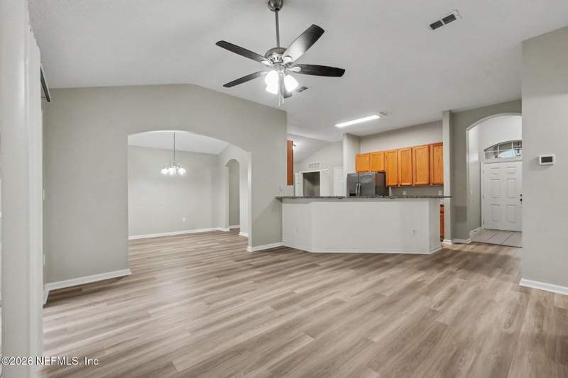 4 bedroom Single Family Residence at 9234 Thunderbolt Drive, Pinecrest, Jacksonville — photo 5