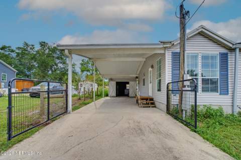 139 Waterside Avenue, Satsuma FL - photo 9 of 52