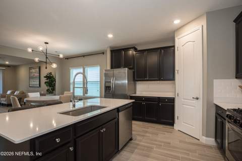 2618 Alexia Circle, Jacksonville FL - photo 7 of 29
