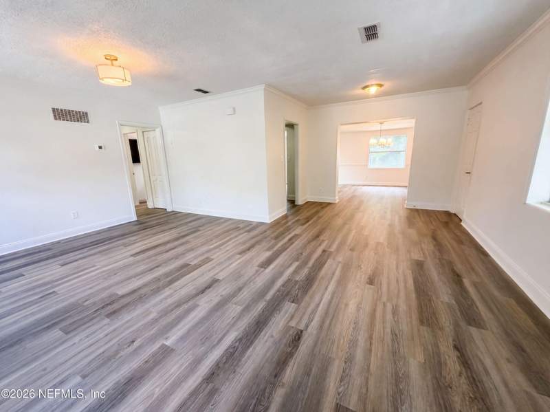 3 bedroom Single Family Residence at 5630 Temple Road, Not Validd, Jacksonville — photo 3