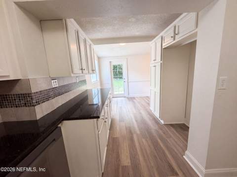 5630 Temple Road, Jacksonville FL - photo 8 of 21